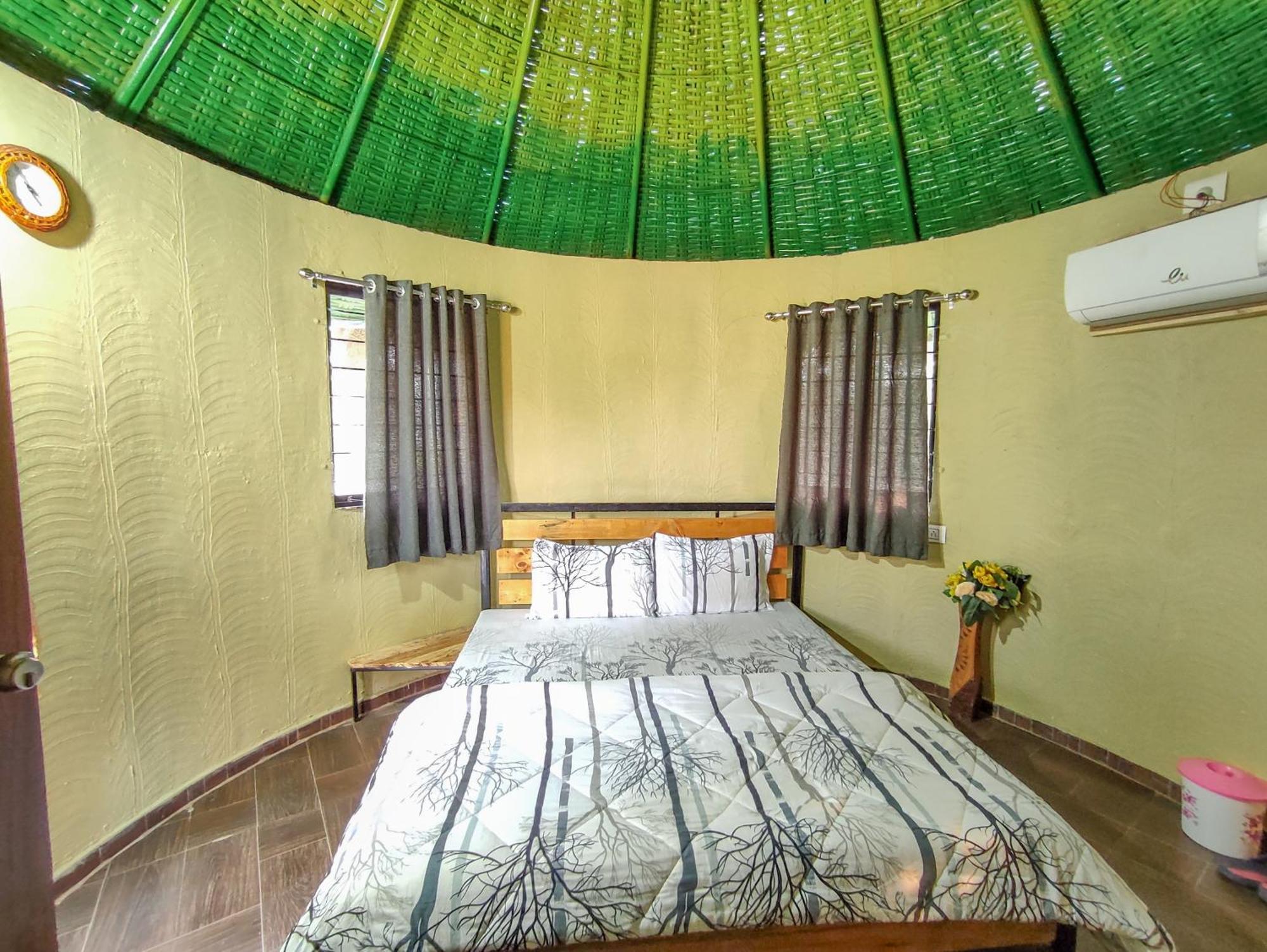 Van Vagdo Resort Rajpipla Экстерьер фото