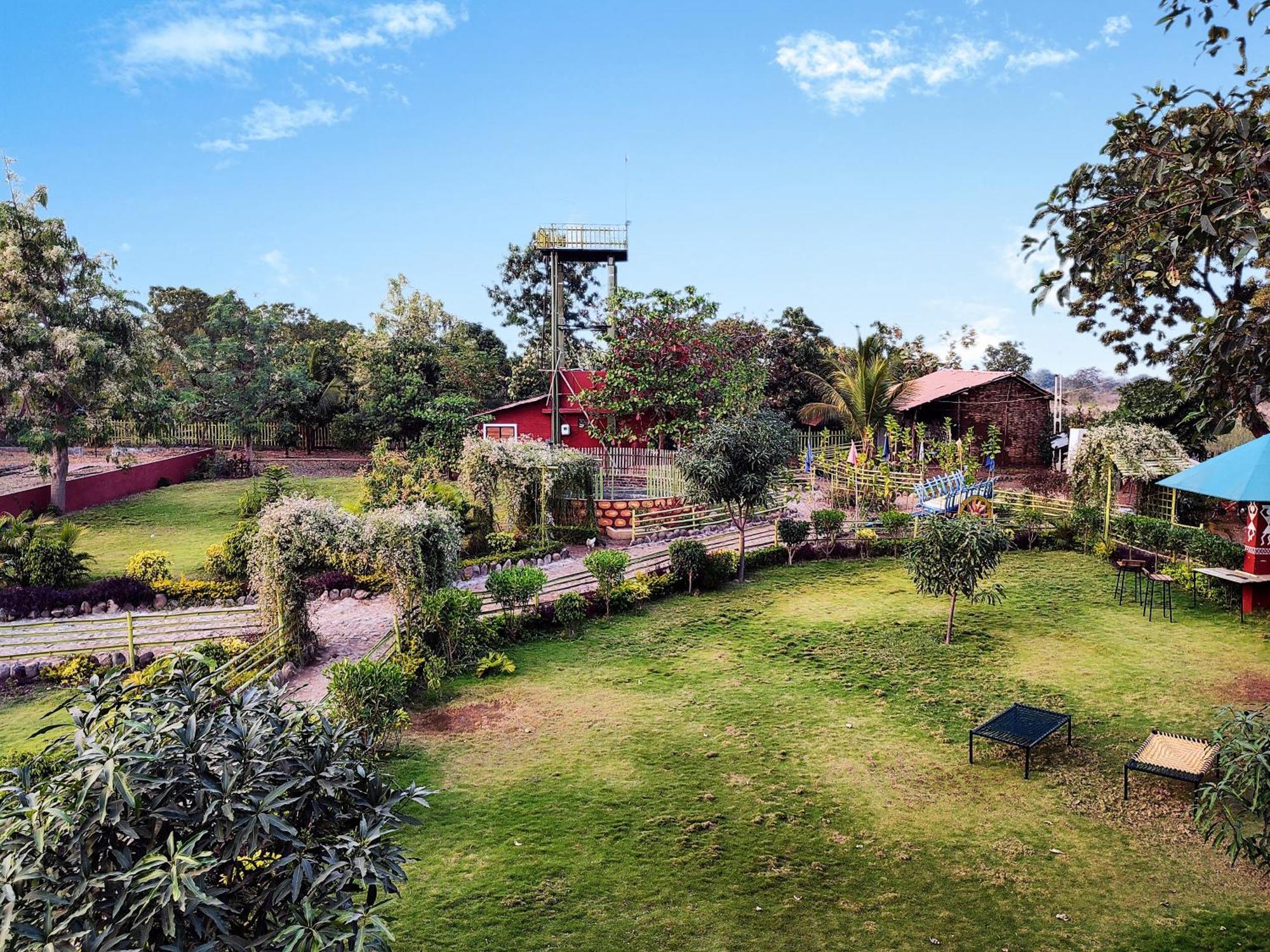Van Vagdo Resort Rajpipla Экстерьер фото